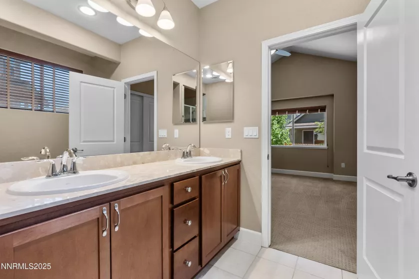 939 Floral Ridge, Sparks, Nevada 89436, 1 Bedroom Bedrooms, ,2 BathroomsBathrooms,Residential,Residential,Floral Ridge,250051556