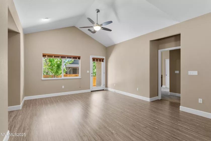 939 Floral Ridge, Sparks, Nevada 89436, 1 Bedroom Bedrooms, ,2 BathroomsBathrooms,Residential,Residential,Floral Ridge,250051556