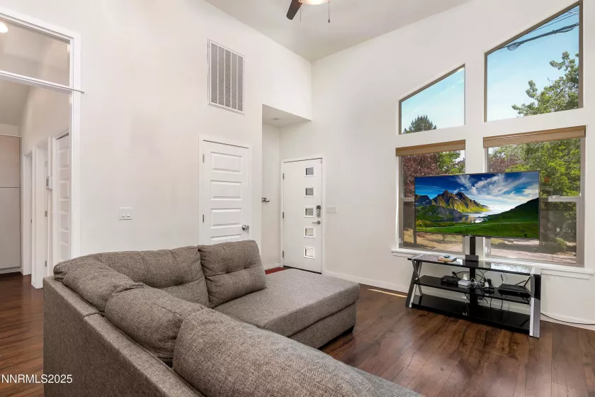1264 Humboldt, Reno, Nevada 89509, 2 Bedrooms Bedrooms, ,2 BathroomsBathrooms,Residential,Residential,Humboldt,250051566
