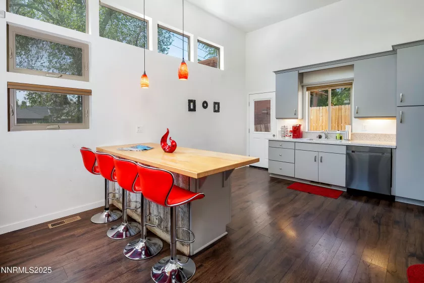 1264 Humboldt, Reno, Nevada 89509, 2 Bedrooms Bedrooms, ,2 BathroomsBathrooms,Residential,Residential,Humboldt,250051566