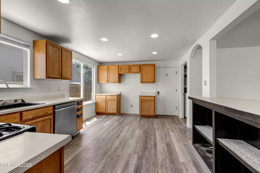 930 Atrium, Fernley, Nevada 89408, 3 Bedrooms Bedrooms, ,2 BathroomsBathrooms,Residential,Residential,Atrium,250051567