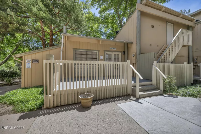 2300 Dickerson, Reno, Nevada 89503, 2 Bedrooms Bedrooms, ,2 BathroomsBathrooms,Residential,Residential,Dickerson,250051568