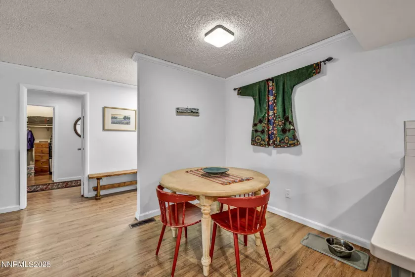 2300 Dickerson, Reno, Nevada 89503, 2 Bedrooms Bedrooms, ,2 BathroomsBathrooms,Residential,Residential,Dickerson,250051568