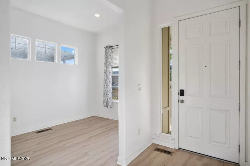 1131 Turnberry, Sparks, Nevada 89436, 4 Bedrooms Bedrooms, ,3 BathroomsBathrooms,Residential,Residential,Turnberry,250051569