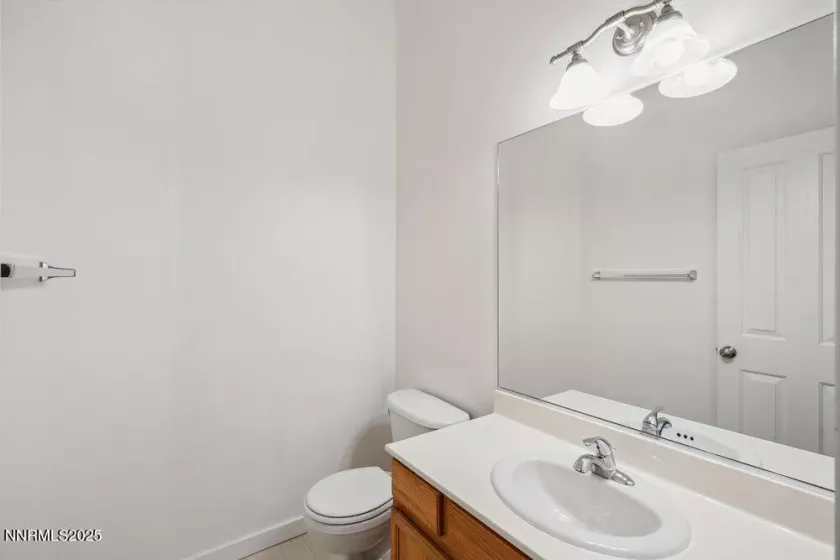 1131 Turnberry, Sparks, Nevada 89436, 4 Bedrooms Bedrooms, ,3 BathroomsBathrooms,Residential,Residential,Turnberry,250051569