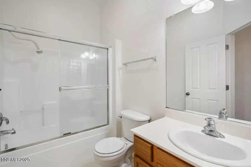 1131 Turnberry, Sparks, Nevada 89436, 4 Bedrooms Bedrooms, ,3 BathroomsBathrooms,Residential,Residential,Turnberry,250051569