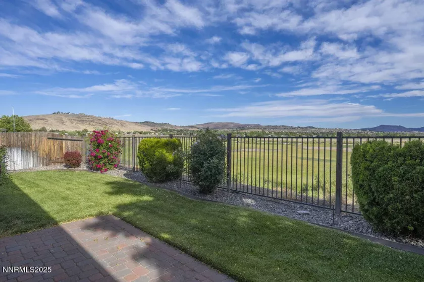 1131 Turnberry, Sparks, Nevada 89436, 4 Bedrooms Bedrooms, ,3 BathroomsBathrooms,Residential,Residential,Turnberry,250051569