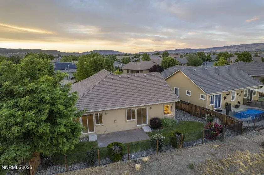 1131 Turnberry, Sparks, Nevada 89436, 4 Bedrooms Bedrooms, ,3 BathroomsBathrooms,Residential,Residential,Turnberry,250051569