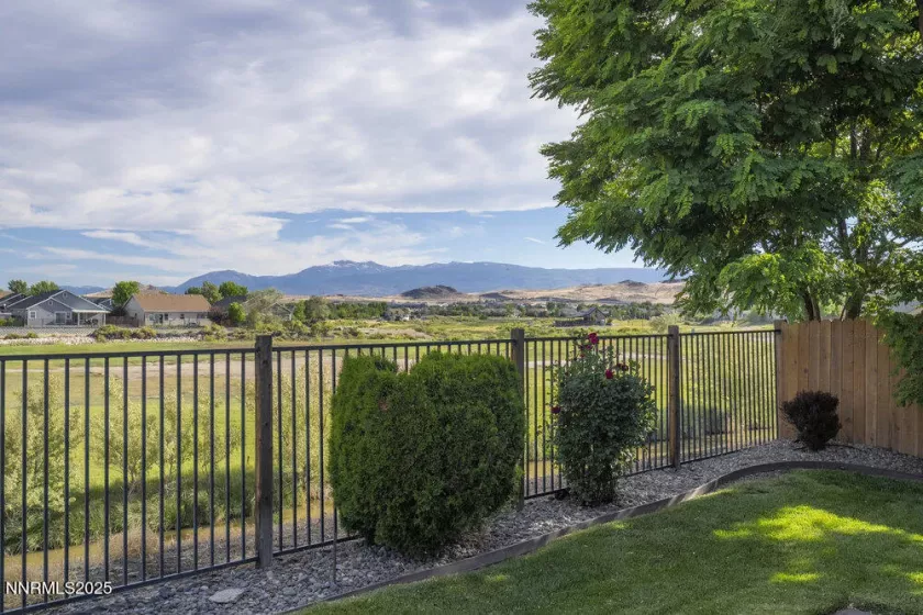 1131 Turnberry, Sparks, Nevada 89436, 4 Bedrooms Bedrooms, ,3 BathroomsBathrooms,Residential,Residential,Turnberry,250051569
