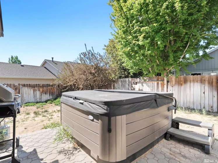 1466 Edlesborough, Gardnerville, Nevada 89410, 3 Bedrooms Bedrooms, ,2 BathroomsBathrooms,Residential,Residential,Edlesborough,250006463