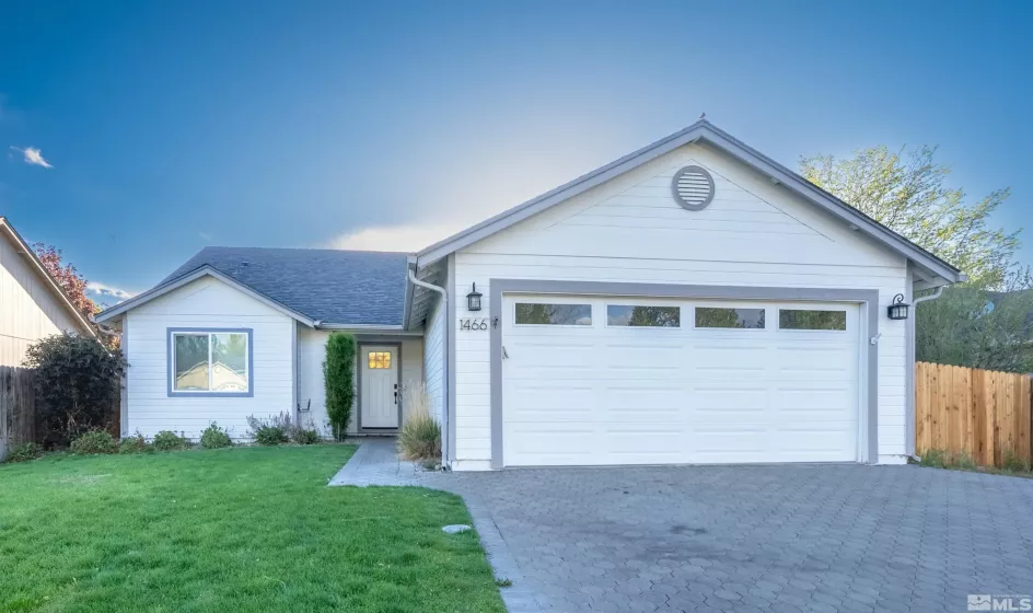 1466 Edlesborough, Gardnerville, Nevada 89410, 3 Bedrooms Bedrooms, ,2 BathroomsBathrooms,Residential,Residential,Edlesborough,250006463