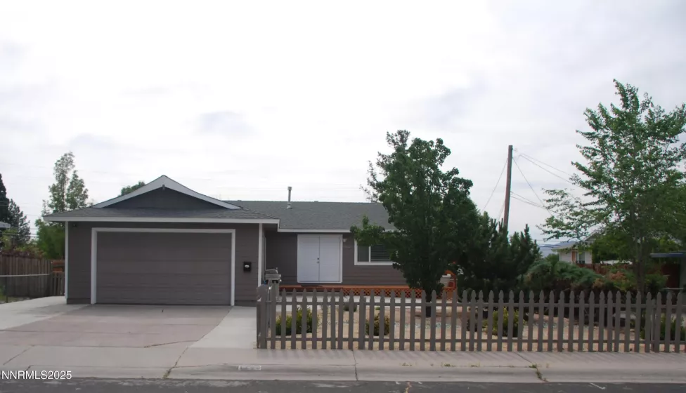 1340 Rayburn, Reno, Nevada 89503, 3 Bedrooms Bedrooms, ,2 BathroomsBathrooms,Residential,Residential,Rayburn,250051578