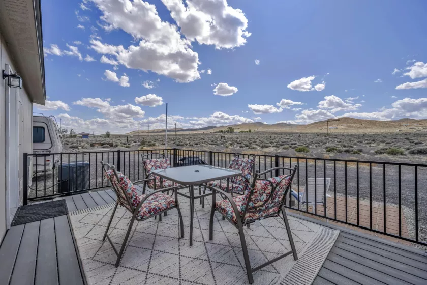 5405 White Oak, Silver Springs, Nevada 89429, 3 Bedrooms Bedrooms, ,2 BathroomsBathrooms,Residential,Residential,White Oak,250050024