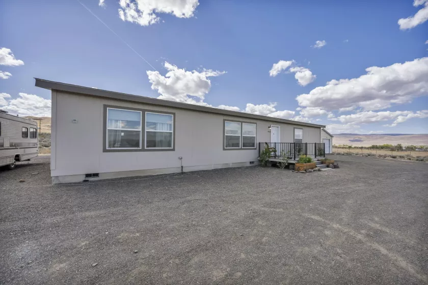 5405 White Oak, Silver Springs, Nevada 89429, 3 Bedrooms Bedrooms, ,2 BathroomsBathrooms,Residential,Residential,White Oak,250050024