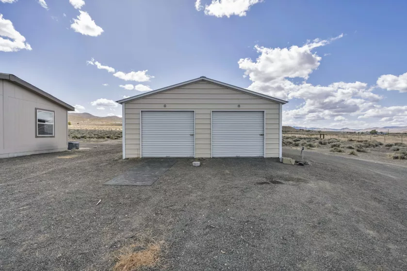 5405 White Oak, Silver Springs, Nevada 89429, 3 Bedrooms Bedrooms, ,2 BathroomsBathrooms,Residential,Residential,White Oak,250050024