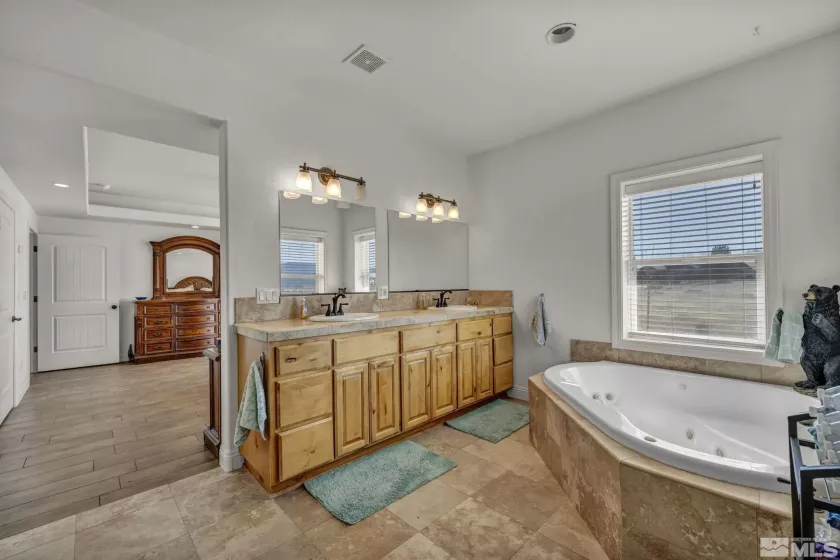 1720 Benton, Minden, Nevada 89423, 3 Bedrooms Bedrooms, ,3 BathroomsBathrooms,Residential,Residential,Benton,250002268