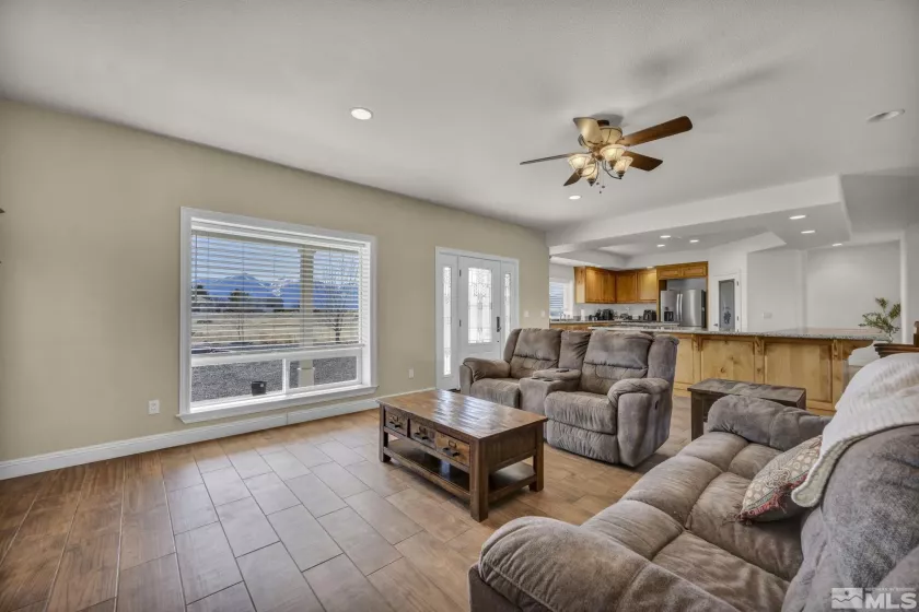 1720 Benton, Minden, Nevada 89423, 3 Bedrooms Bedrooms, ,3 BathroomsBathrooms,Residential,Residential,Benton,250002268