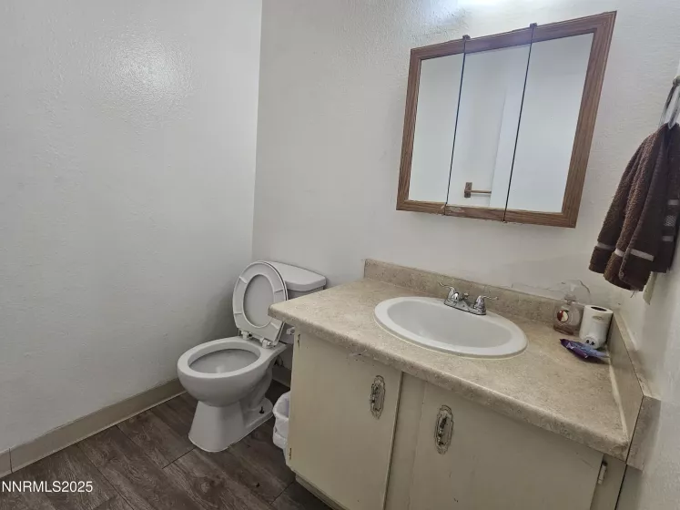 1591 York, Sparks, Nevada 89431, 3 Bedrooms Bedrooms, ,2 BathroomsBathrooms,Residential,Residential,York,250051582