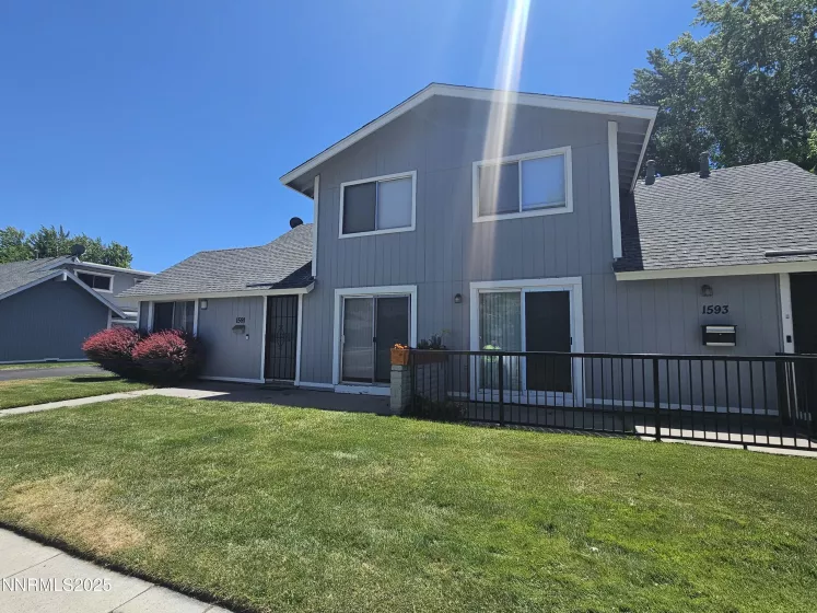 1591 York, Sparks, Nevada 89431, 3 Bedrooms Bedrooms, ,2 BathroomsBathrooms,Residential,Residential,York,250051582