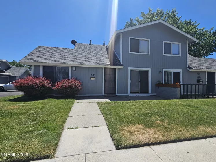 1591 York, Sparks, Nevada 89431, 3 Bedrooms Bedrooms, ,2 BathroomsBathrooms,Residential,Residential,York,250051582