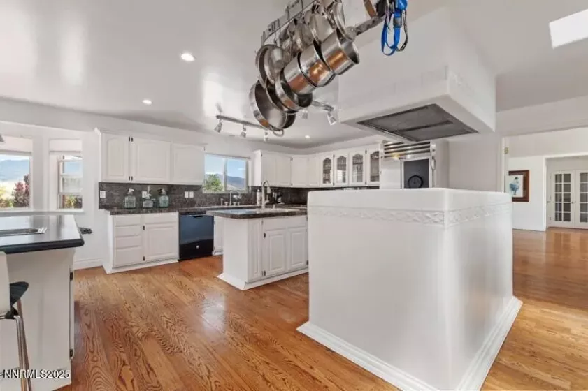 605 Deer Mountain, Reno, Nevada 89523, 6 Bedrooms Bedrooms, ,9 BathroomsBathrooms,Residential,Residential,Deer Mountain,250051584
