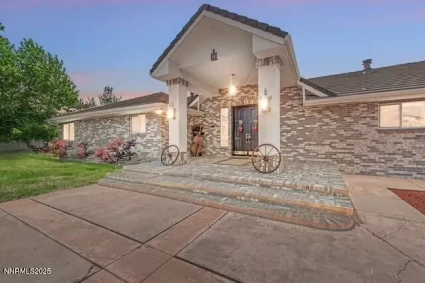 605 Deer Mountain, Reno, Nevada 89523, 6 Bedrooms Bedrooms, ,9 BathroomsBathrooms,Residential,Residential,Deer Mountain,250051584