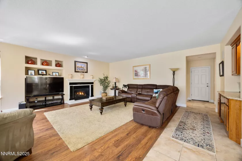 2953 Flint Ridge, Reno, Nevada 89511, 5 Bedrooms Bedrooms, ,5 BathroomsBathrooms,Residential,Residential,Flint Ridge,250051588