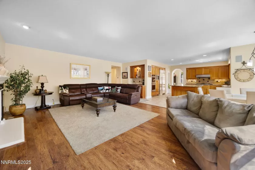 2953 Flint Ridge, Reno, Nevada 89511, 5 Bedrooms Bedrooms, ,5 BathroomsBathrooms,Residential,Residential,Flint Ridge,250051588