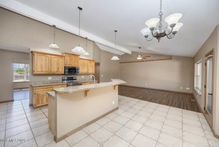 305 Rio Vista, Fallon, Nevada 89406, 4 Bedrooms Bedrooms, ,3 BathroomsBathrooms,Residential,Residential,Rio Vista,250051595