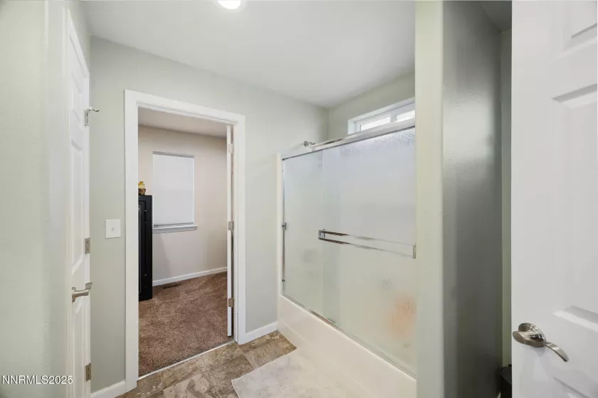 1827 Hickory, Fernley, Nevada 89408, 4 Bedrooms Bedrooms, ,2 BathroomsBathrooms,Residential,Residential,Hickory,250051597