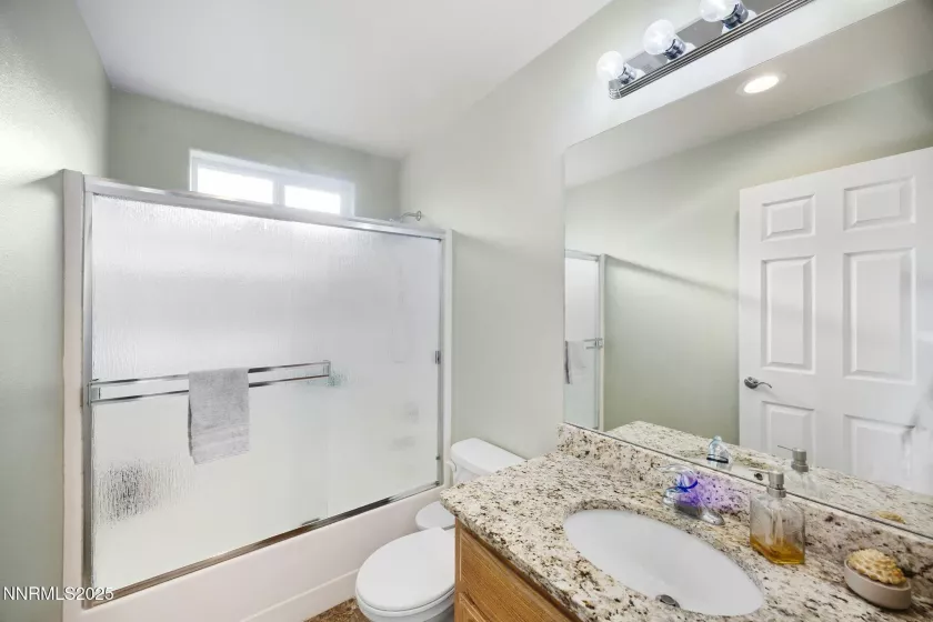 1827 Hickory, Fernley, Nevada 89408, 4 Bedrooms Bedrooms, ,2 BathroomsBathrooms,Residential,Residential,Hickory,250051597