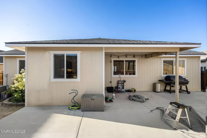 1827 Hickory, Fernley, Nevada 89408, 4 Bedrooms Bedrooms, ,2 BathroomsBathrooms,Residential,Residential,Hickory,250051597