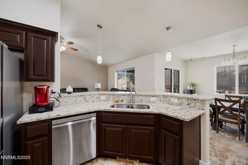 1827 Hickory, Fernley, Nevada 89408, 4 Bedrooms Bedrooms, ,2 BathroomsBathrooms,Residential,Residential,Hickory,250051597
