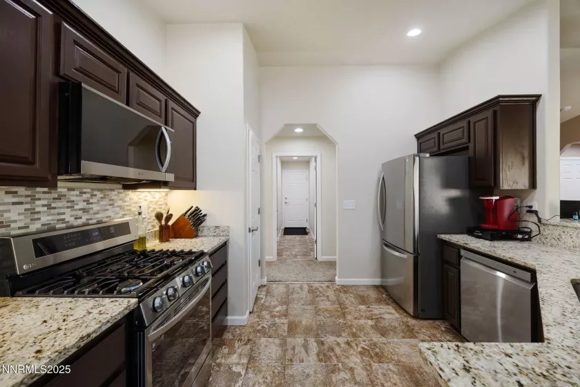 1827 Hickory, Fernley, Nevada 89408, 4 Bedrooms Bedrooms, ,2 BathroomsBathrooms,Residential,Residential,Hickory,250051597