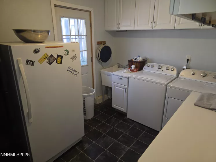 9090 Reservoir, Reno, Nevada 89506, 3 Bedrooms Bedrooms, ,1 BathroomBathrooms,Residential,Residential,Reservoir,250051603