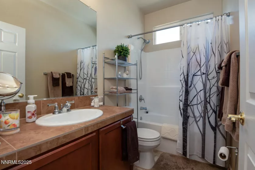 101 Moore, Dayton, Nevada 89403, 3 Bedrooms Bedrooms, ,2 BathroomsBathrooms,Residential,Residential,Moore,250051608