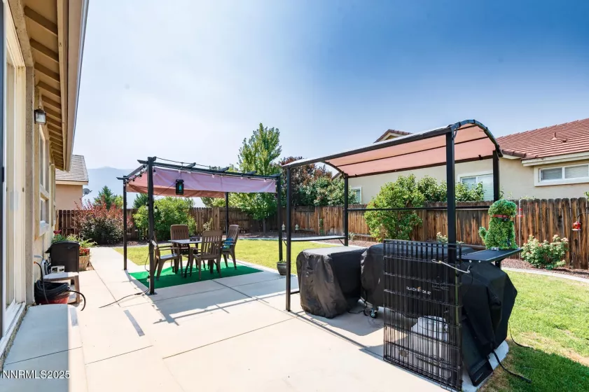 101 Moore, Dayton, Nevada 89403, 3 Bedrooms Bedrooms, ,2 BathroomsBathrooms,Residential,Residential,Moore,250051608