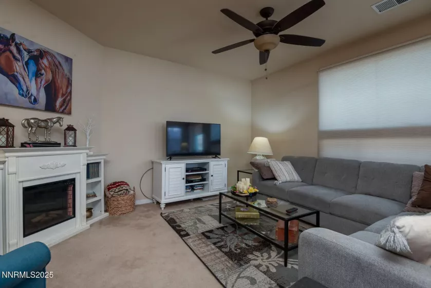 101 Moore, Dayton, Nevada 89403, 3 Bedrooms Bedrooms, ,2 BathroomsBathrooms,Residential,Residential,Moore,250051608