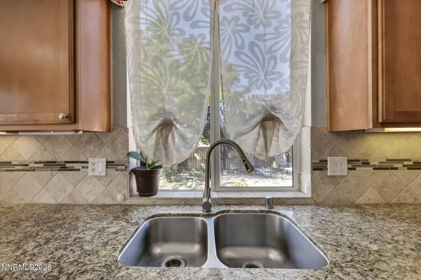 10598 Fort Morgan, Reno, Nevada 89521, 3 Bedrooms Bedrooms, ,2 BathroomsBathrooms,Residential,Residential,Fort Morgan,250051615