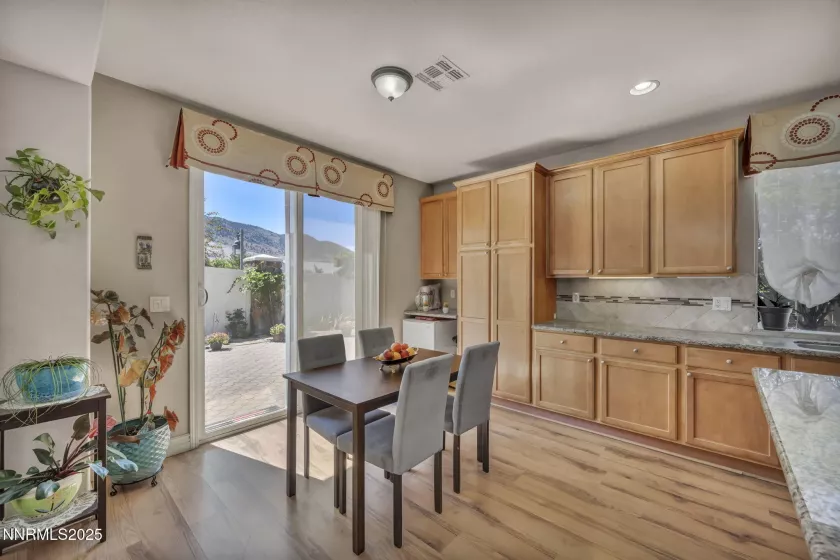 10598 Fort Morgan, Reno, Nevada 89521, 3 Bedrooms Bedrooms, ,2 BathroomsBathrooms,Residential,Residential,Fort Morgan,250051615