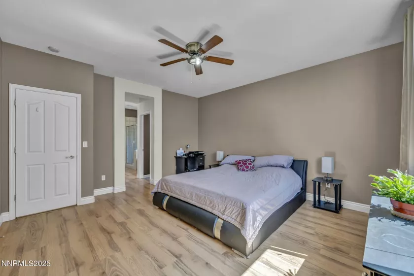 10598 Fort Morgan, Reno, Nevada 89521, 3 Bedrooms Bedrooms, ,2 BathroomsBathrooms,Residential,Residential,Fort Morgan,250051615