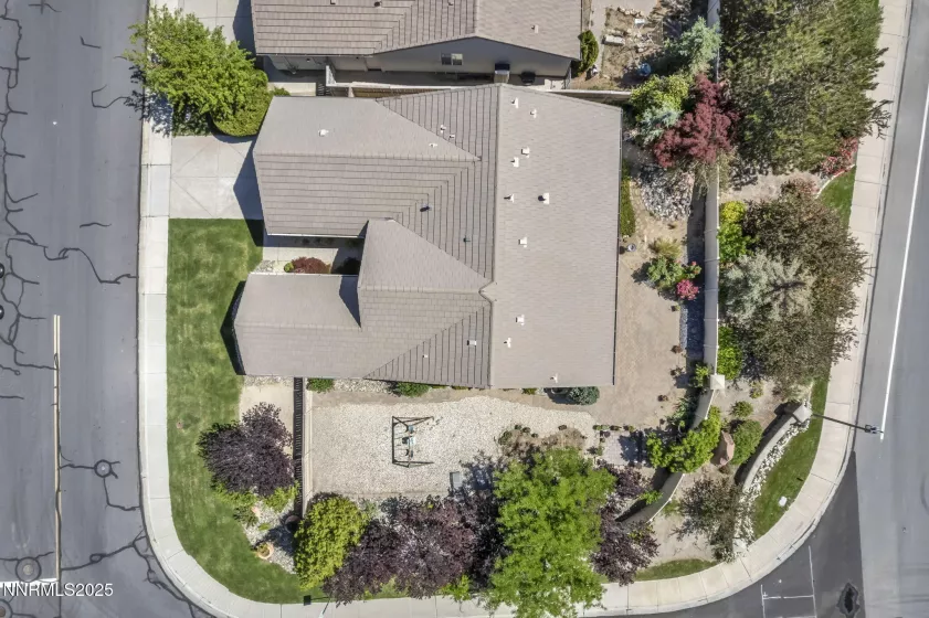 10598 Fort Morgan, Reno, Nevada 89521, 3 Bedrooms Bedrooms, ,2 BathroomsBathrooms,Residential,Residential,Fort Morgan,250051615