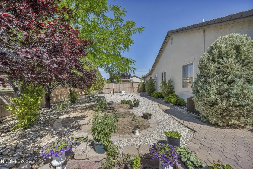 10598 Fort Morgan, Reno, Nevada 89521, 3 Bedrooms Bedrooms, ,2 BathroomsBathrooms,Residential,Residential,Fort Morgan,250051615