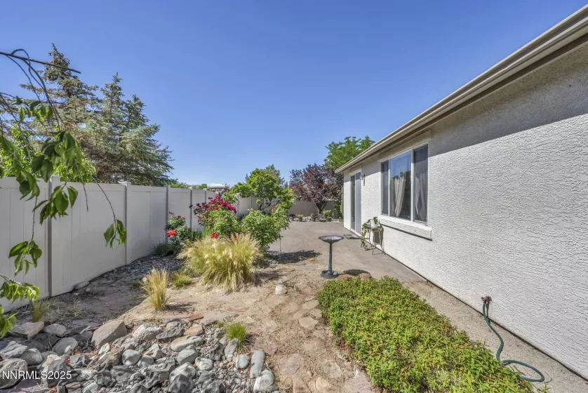 10598 Fort Morgan, Reno, Nevada 89521, 3 Bedrooms Bedrooms, ,2 BathroomsBathrooms,Residential,Residential,Fort Morgan,250051615