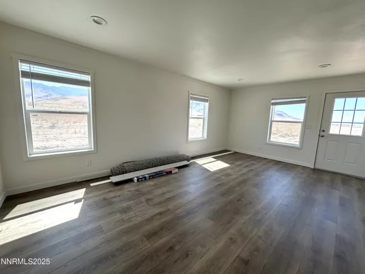 7615 Jean, Winnemucca, Nevada 89445, 4 Bedrooms Bedrooms, ,2 BathroomsBathrooms,Residential,Residential,Jean,250051619