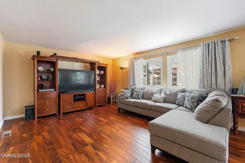 5455 Montego, Reno, Nevada 89523, 4 Bedrooms Bedrooms, ,3 BathroomsBathrooms,Residential,Residential,Montego,250051623