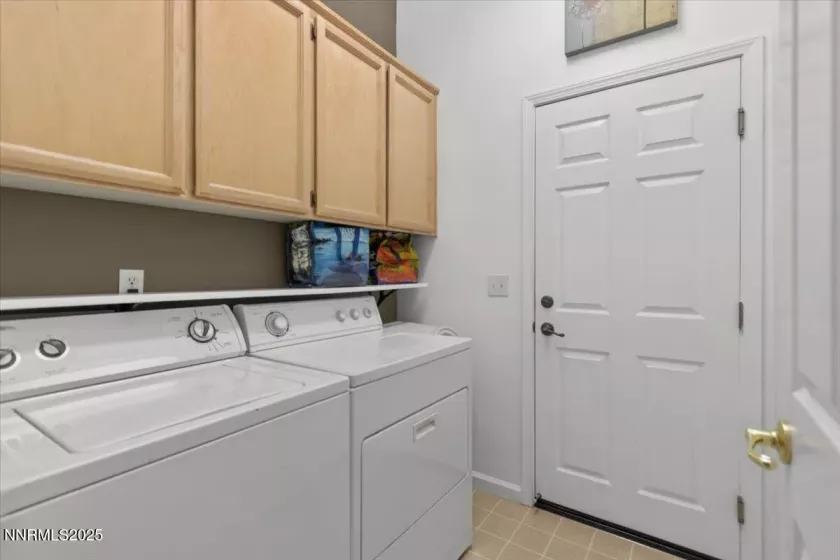 3215 Epic, Reno, Nevada 89512, 3 Bedrooms Bedrooms, ,2 BathroomsBathrooms,Residential,Residential,Epic,250051629