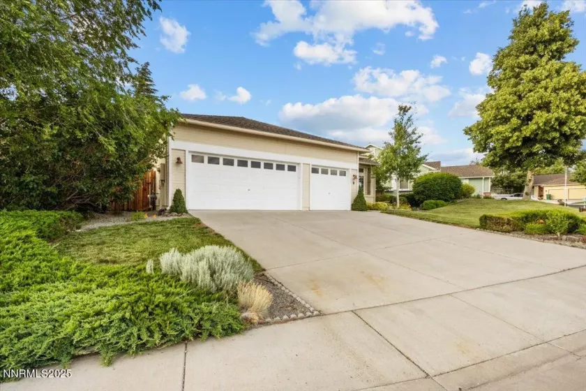 3215 Epic, Reno, Nevada 89512, 3 Bedrooms Bedrooms, ,2 BathroomsBathrooms,Residential,Residential,Epic,250051629