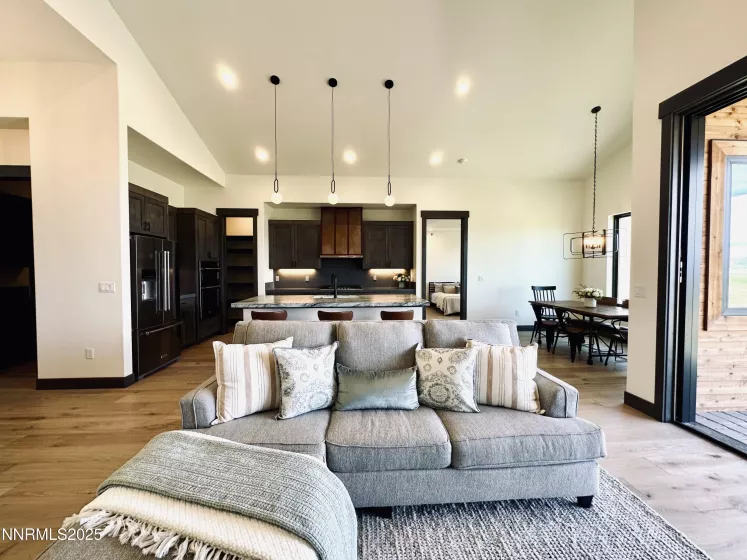 2933 Portrush, Genoa, Nevada 89411, 3 Bedrooms Bedrooms, ,2 BathroomsBathrooms,Residential,Residential,Portrush,250051633