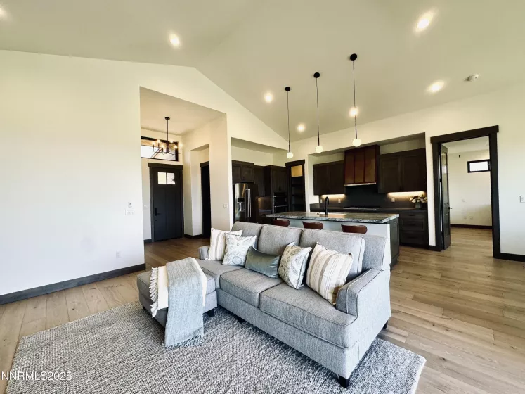 2933 Portrush, Genoa, Nevada 89411, 3 Bedrooms Bedrooms, ,2 BathroomsBathrooms,Residential,Residential,Portrush,250051633